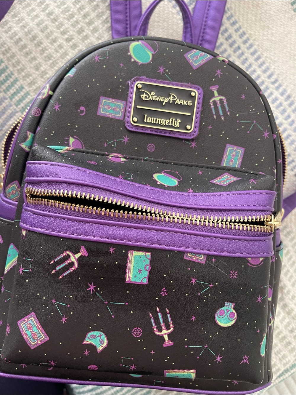 Disney Loungefly Backpack - Picture 2 of 9